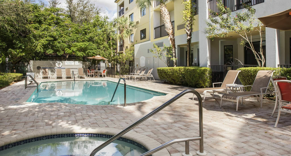 Courtyard By Marriott Fort Lauderdale Coral Springs Exterior photo
